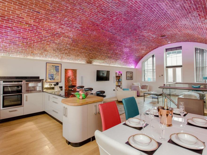 The Tap Room, Golden Hill Fort