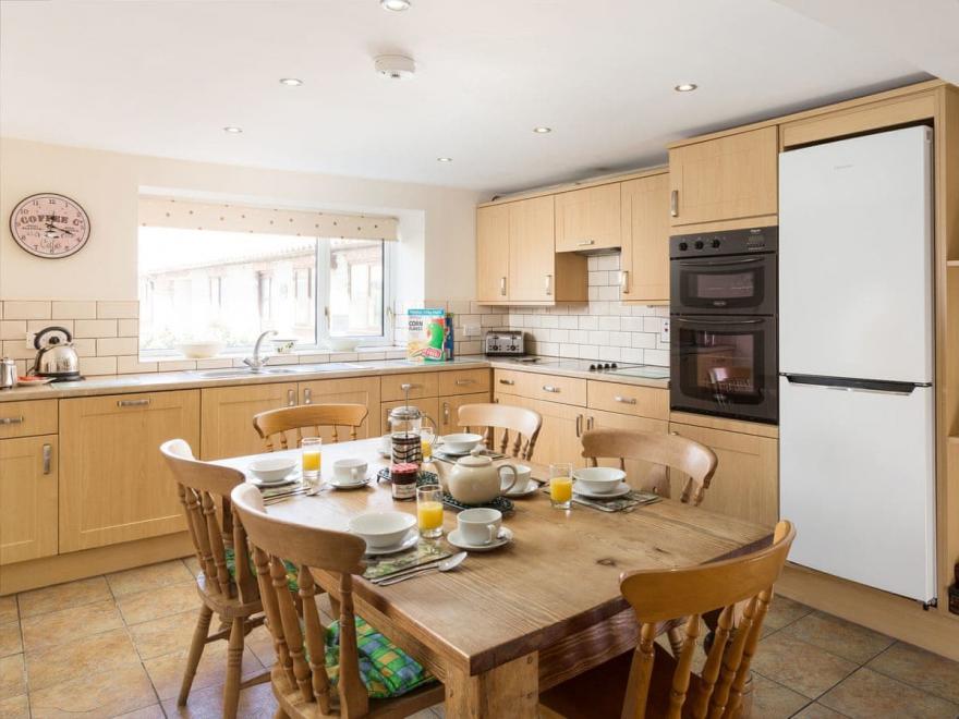 The Farmhouse - High Grange Cottages