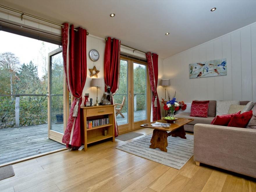 Gaia's Lodge 4 Indio Lake