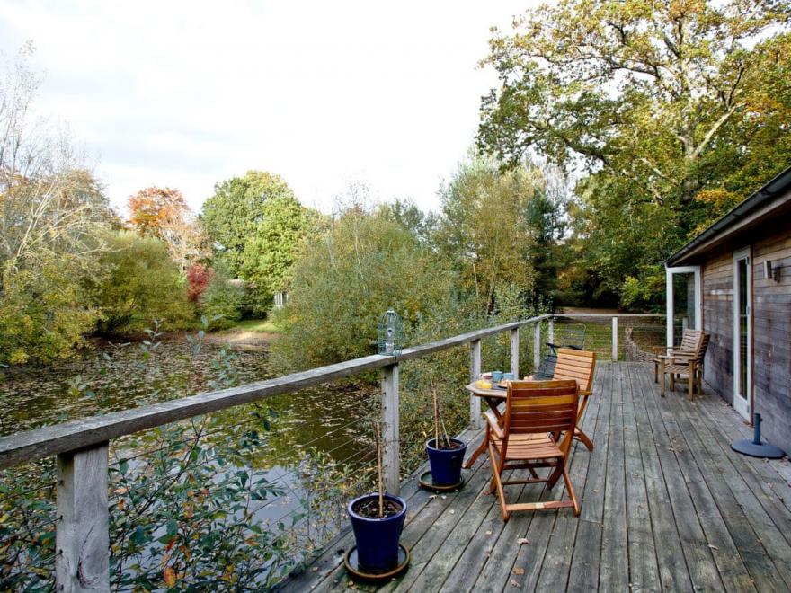 Gaia's Lodge 4 Indio Lake