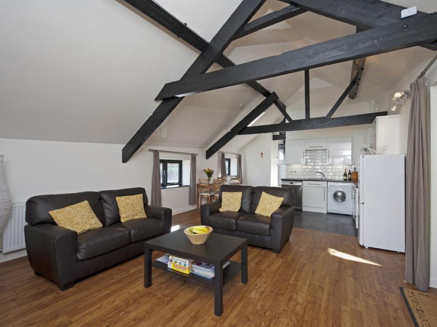 Lacewood Barn - Fernhill Farm