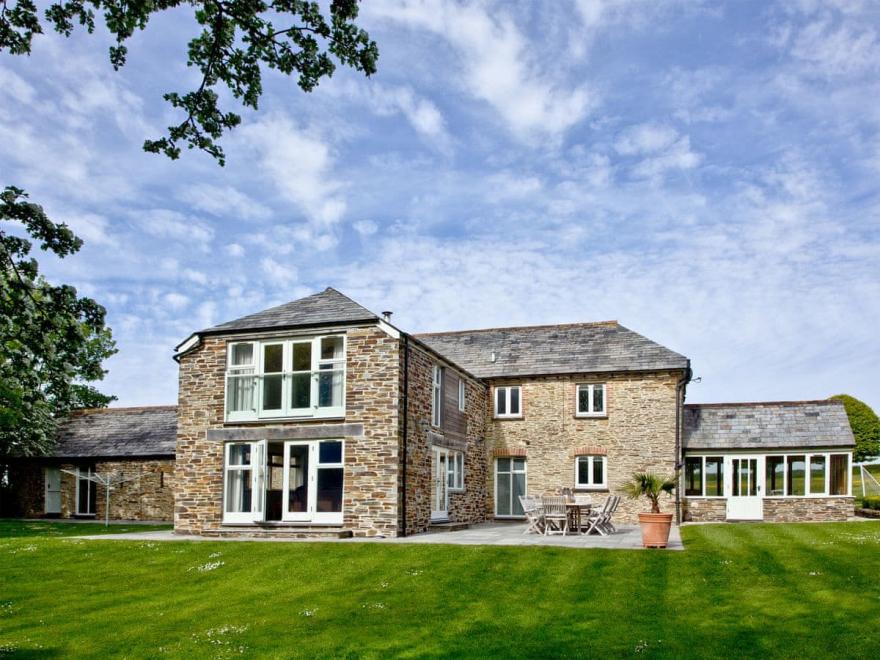 Mowhay Barn