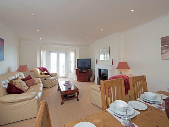 Apartment 2 - Nautica House