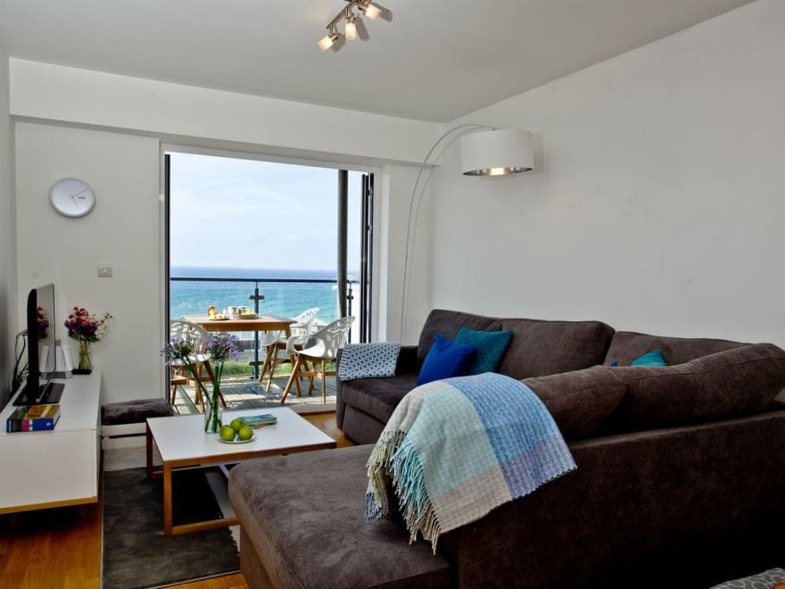 Fistral Lookout - 29 Ocean 1