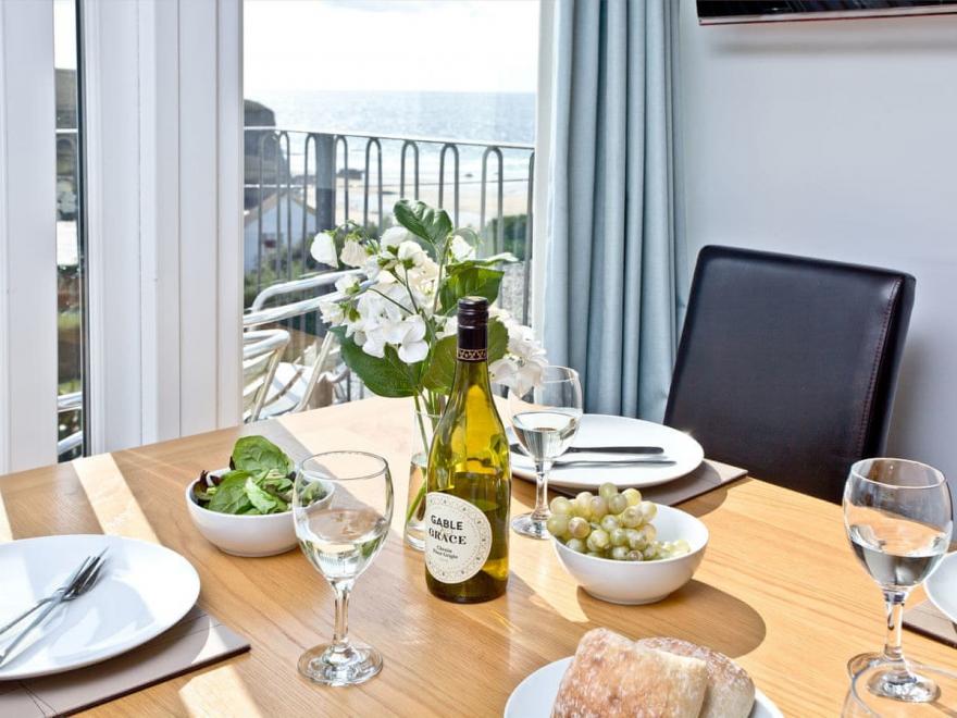 Ocean View - Mawgan Porth