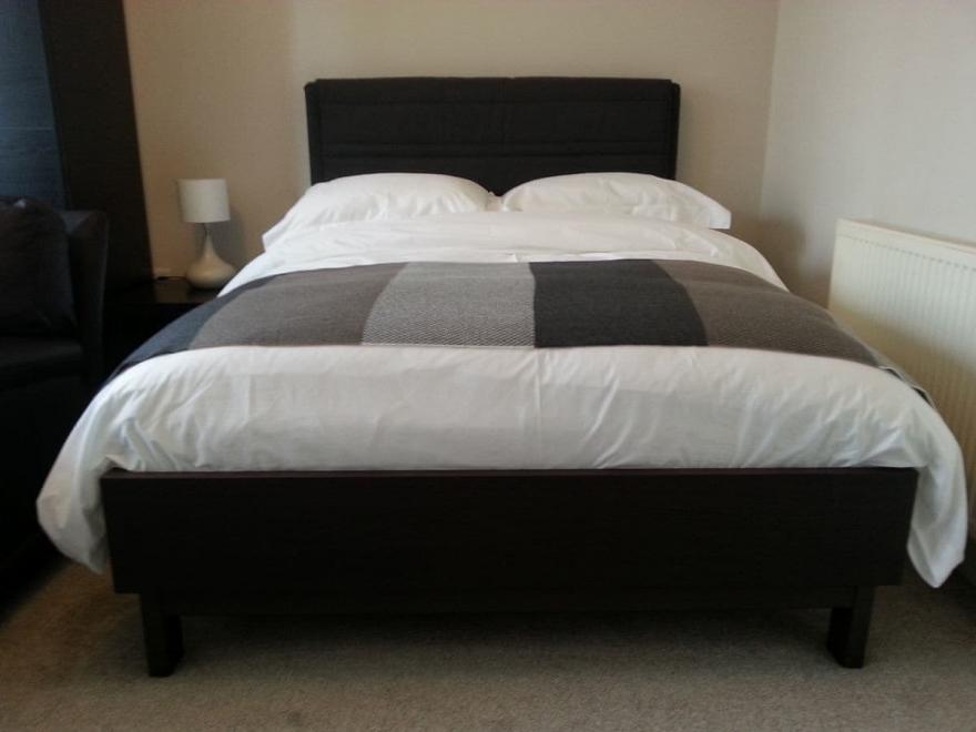 No. 2 Paramount Apartments