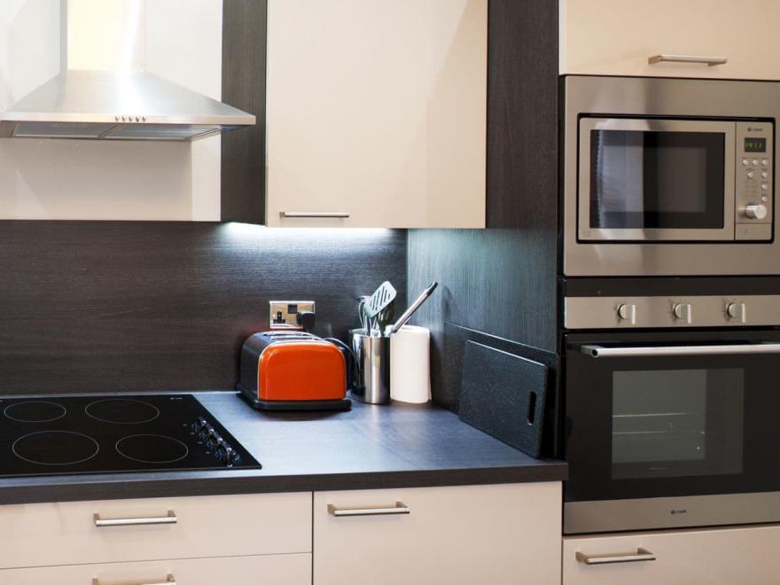 No. 4 Paramount Apartments