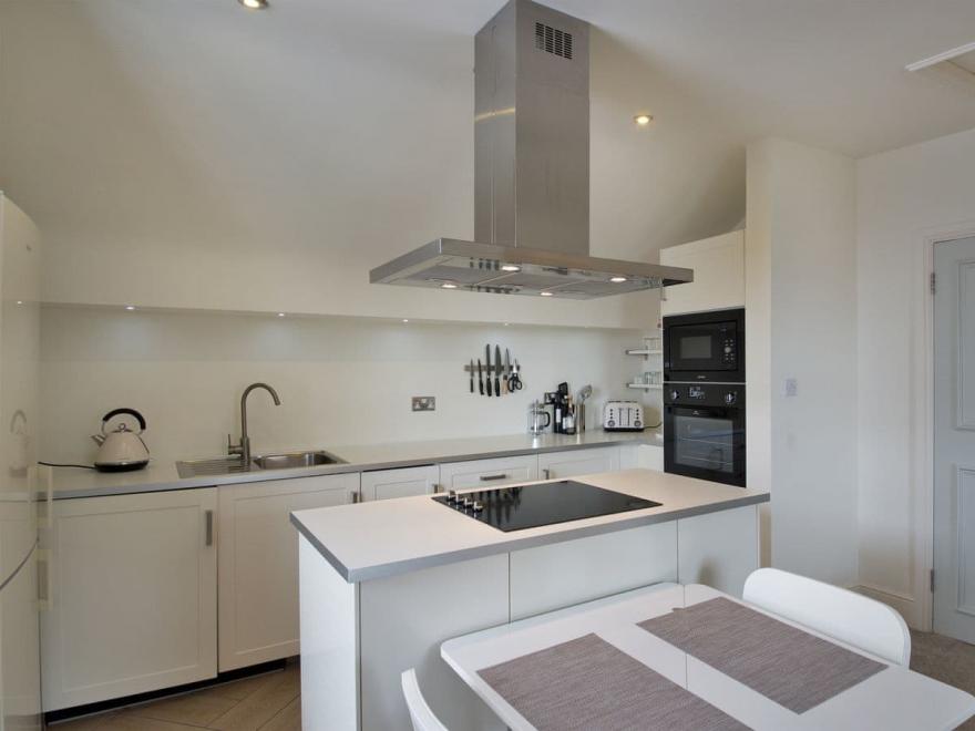 No. 5 Paramount Apartments