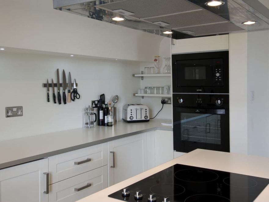 No. 5 Paramount Apartments