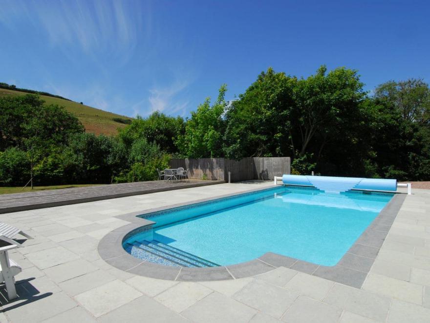 1 Garden Apartments - Prospect House