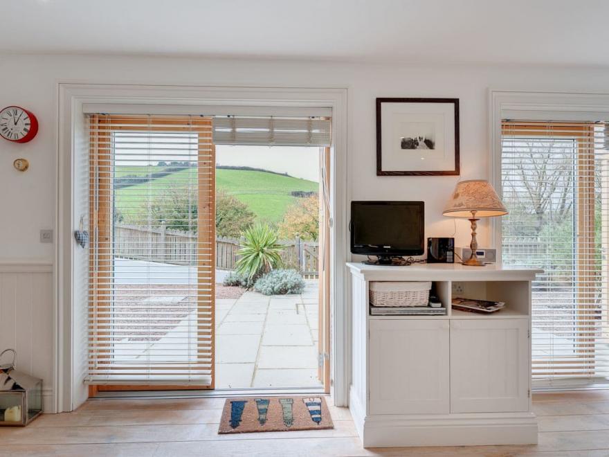 1 Garden Apartments - Prospect House