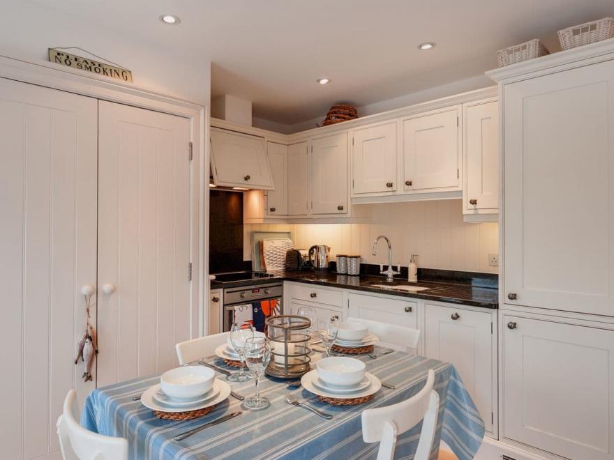 1 Garden Apartments - Prospect House