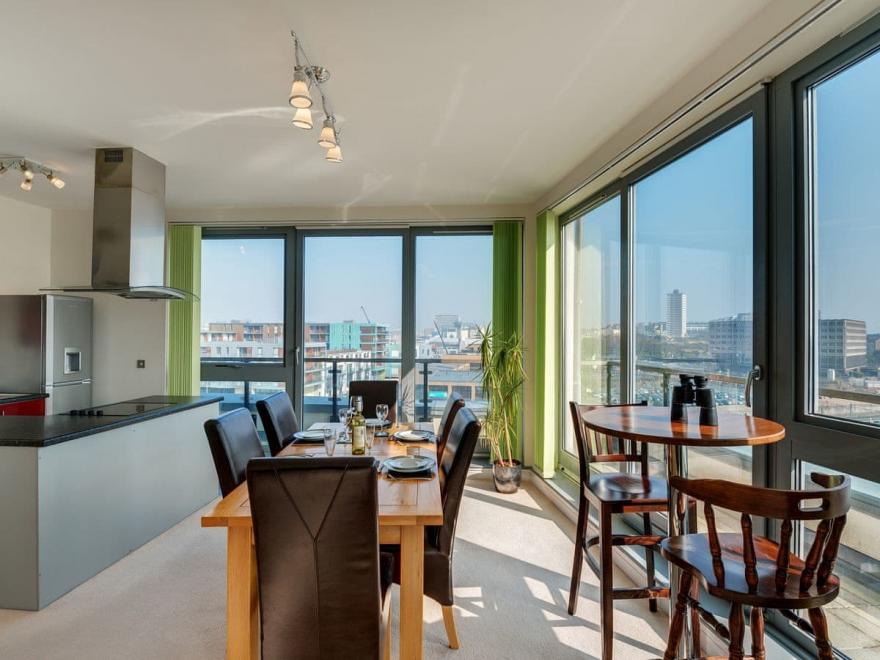 The Penthouse - Phoenix Quay