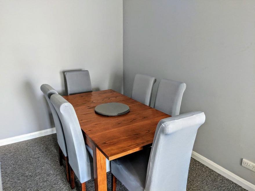 Preston Sands Apartment, Paignton