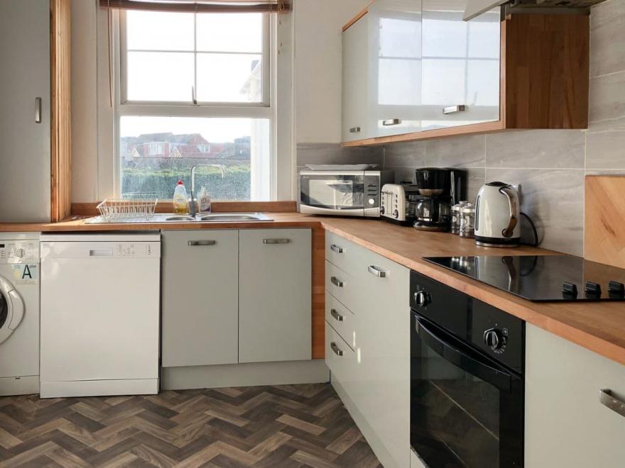 Preston Sands Apartment, Paignton