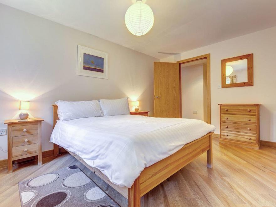 11 Red Rock Apartments