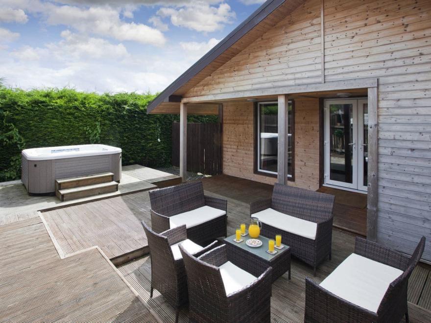 Cathedral Lodge - Riverside Lodges