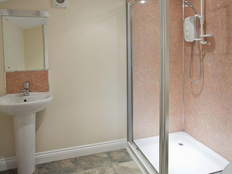 Minster Lodge - Riverside Lodges