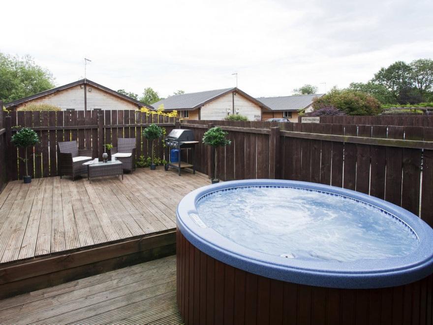 Minster Lodge - Riverside Lodges