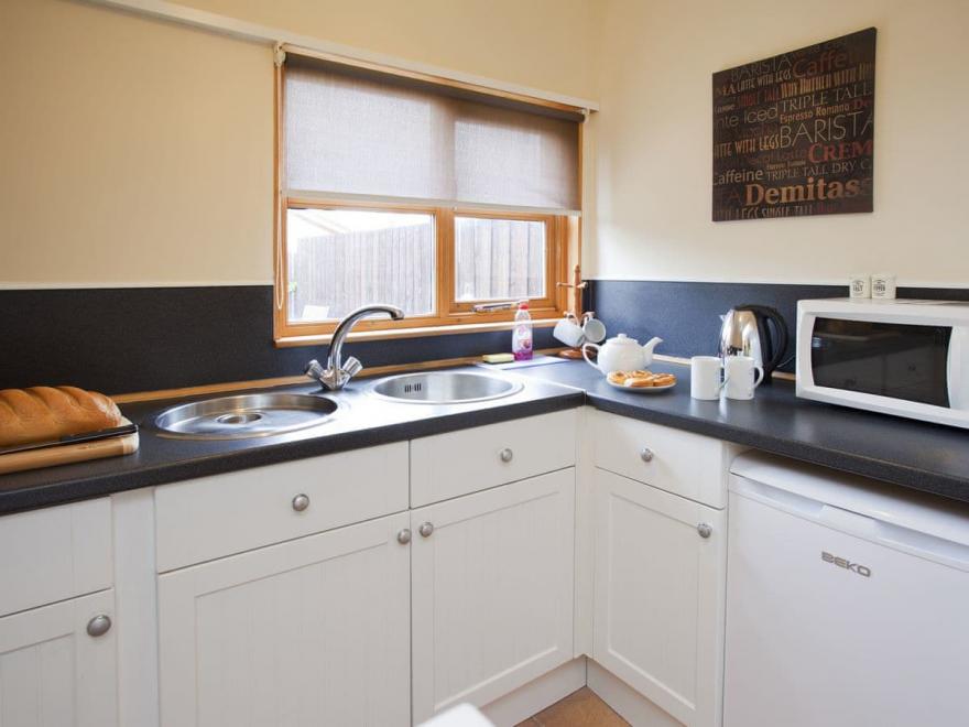 Rowels Lodge - Riverside Lodges