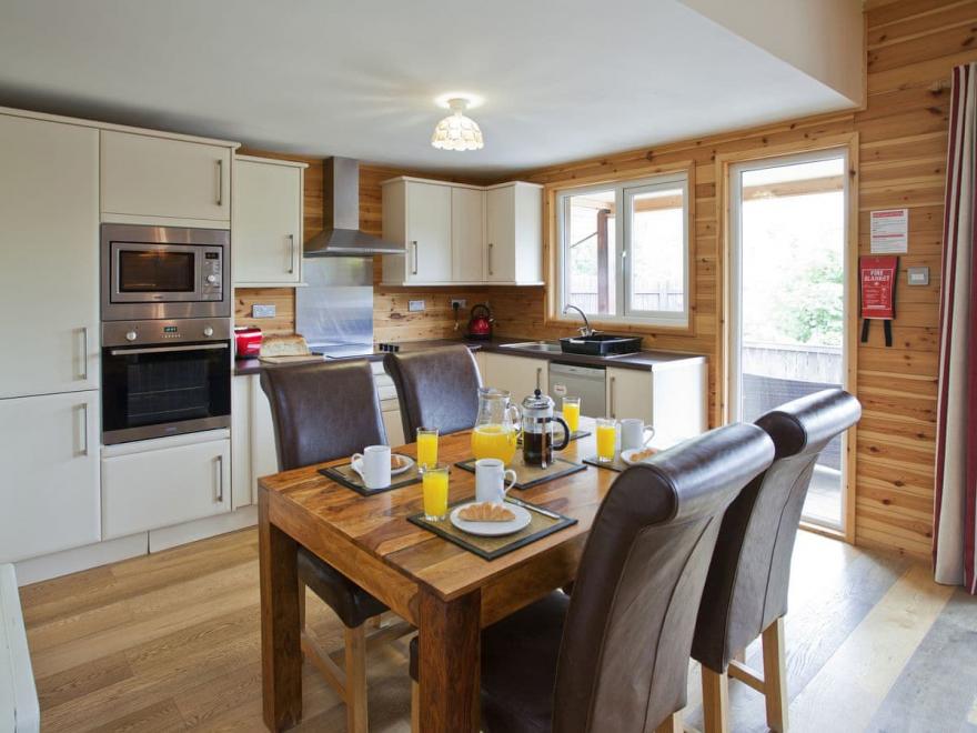 Studley Lodge - Riverside Lodges