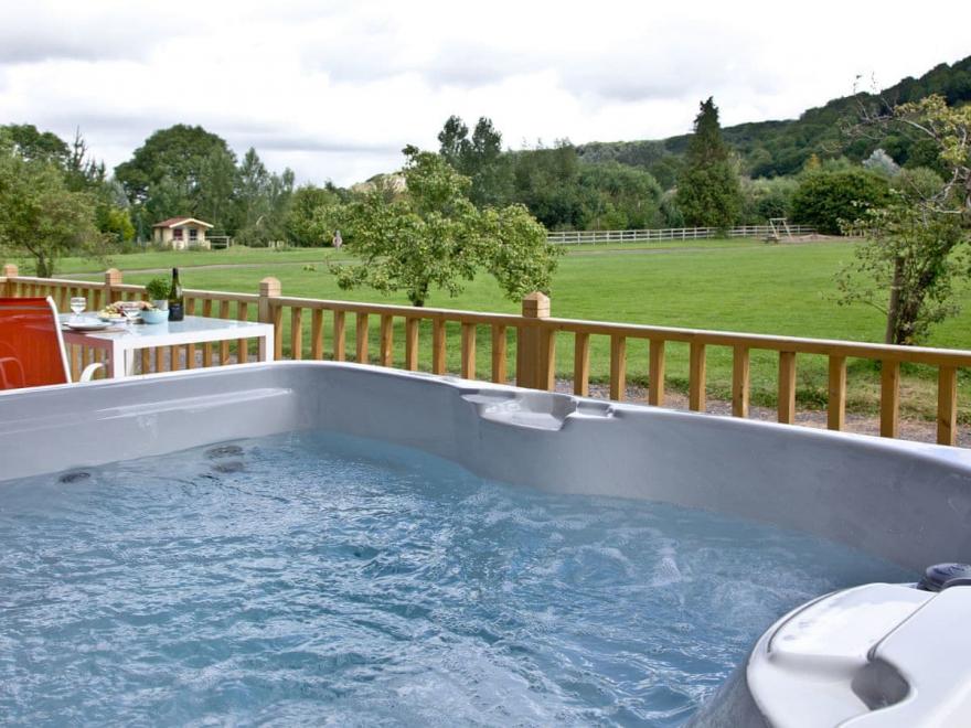 The Clover Lodge - Redlake Farm