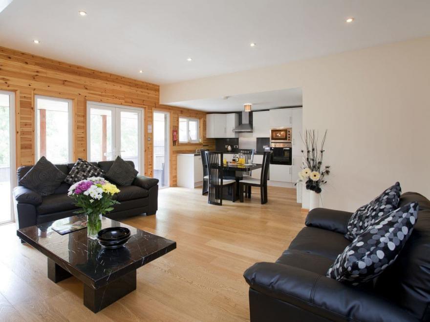 Uredale Lodge - Riverside Lodges