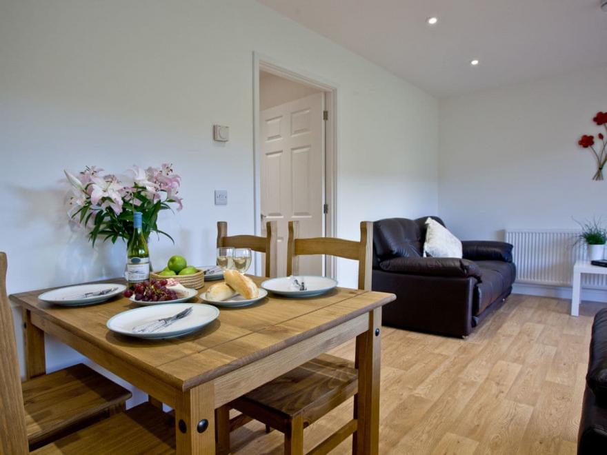 Woodpecker Lodge - Redlake Farm