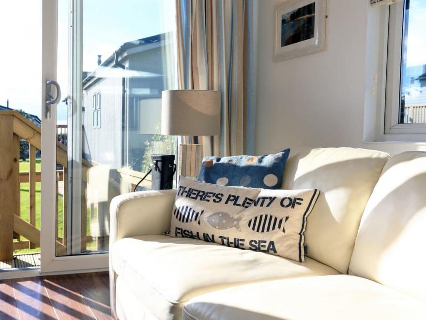 Eden Lodge - 9 Salcombe Retreat