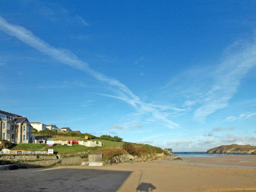 1 Seashore Apartments