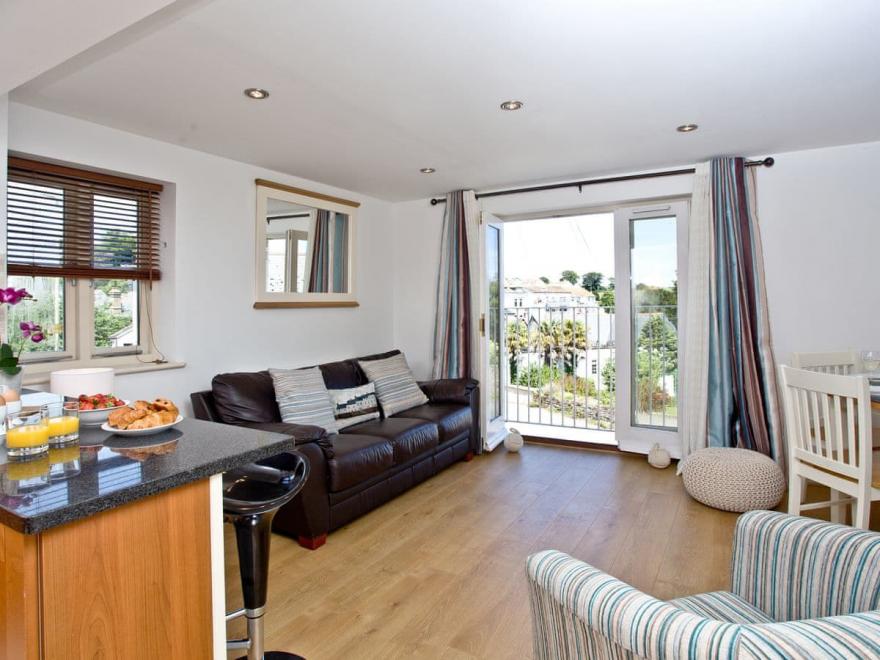 Sea Gem - Endsleigh Court