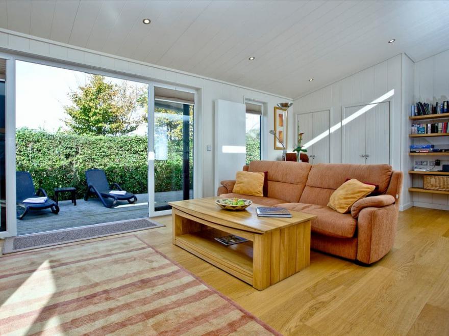 Amber Lodge - Strawberryfield Park