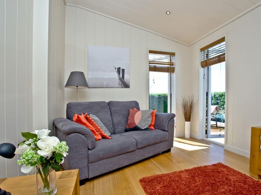 Diamond Lodge - Strawberryfield