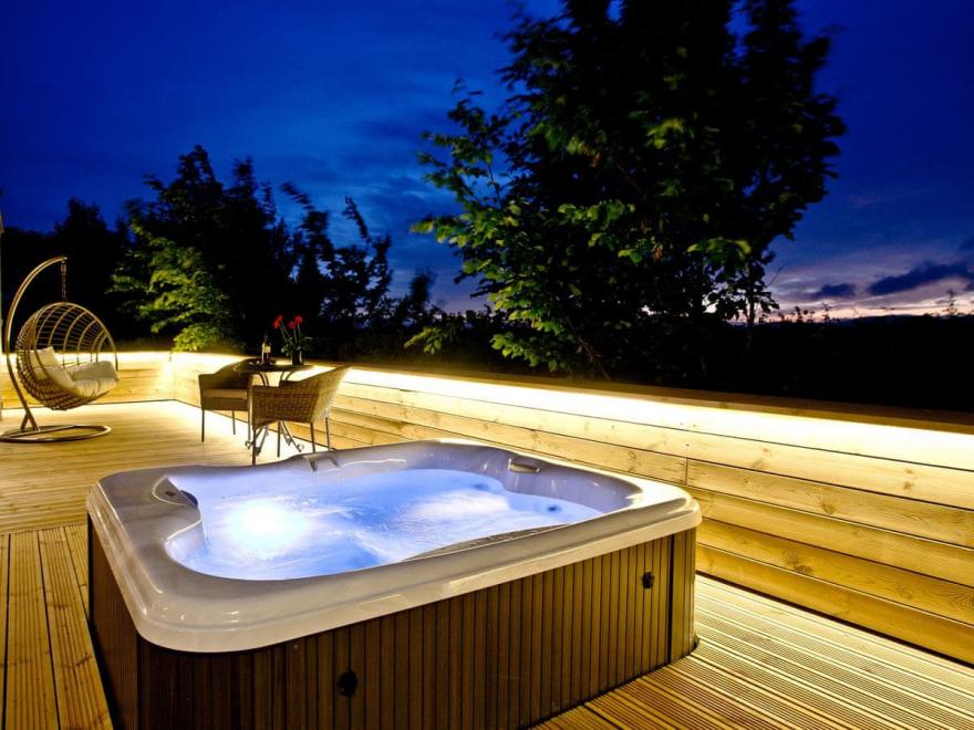 Orchard Lodge - Strawberryfield Park