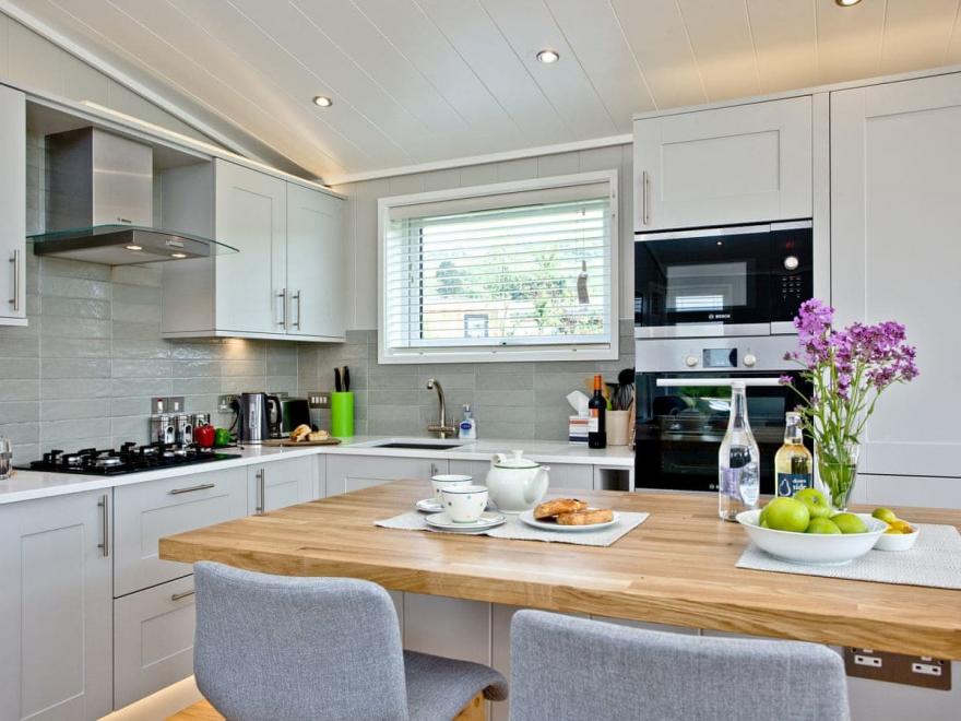 Perry Lodge - Strawberryfield Park