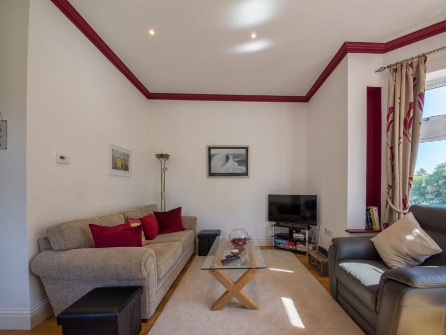 Apartment 6 - Shanklin Manor