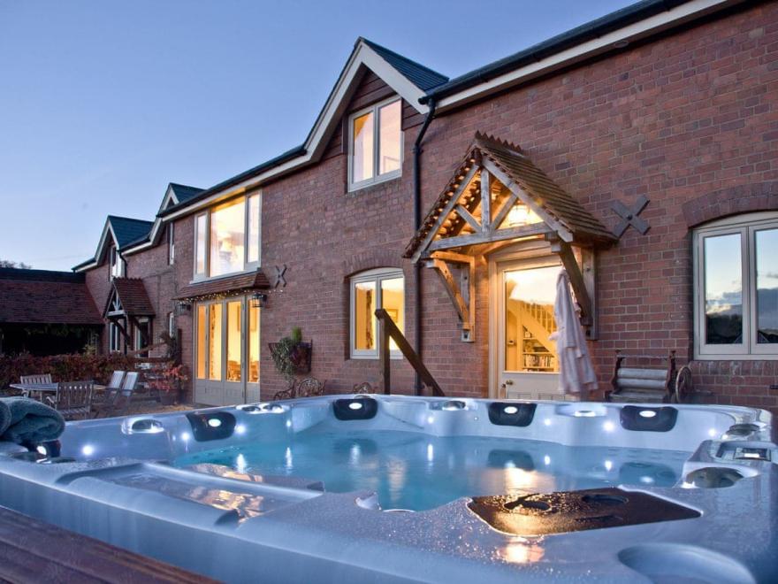 The Coach House - Sherway Farm