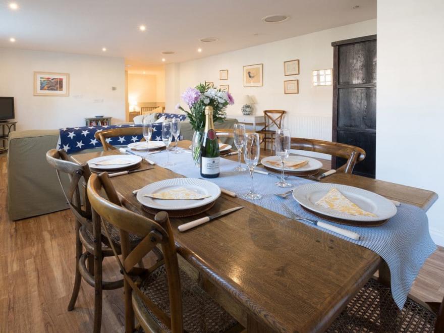 Shalfleet Barn Newport