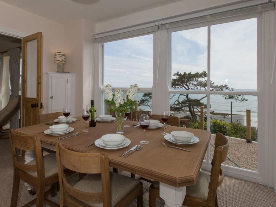 Sea Home