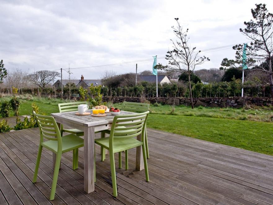 Una Argentum 63 Carbis Bay