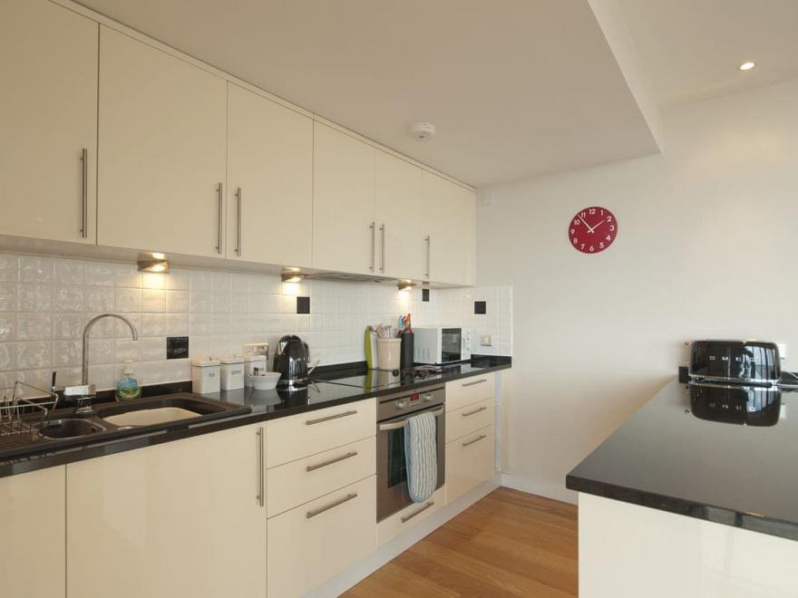 Apartment 22, Horizon View