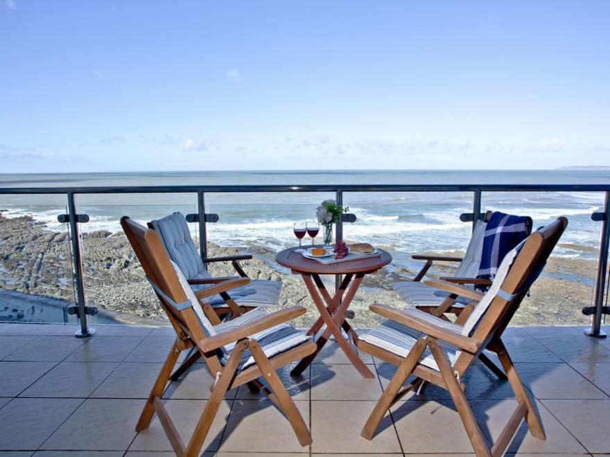 Bliss - Horizon View