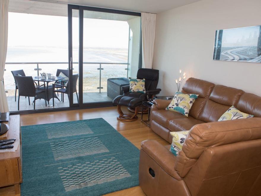 Sea Haven Apartment