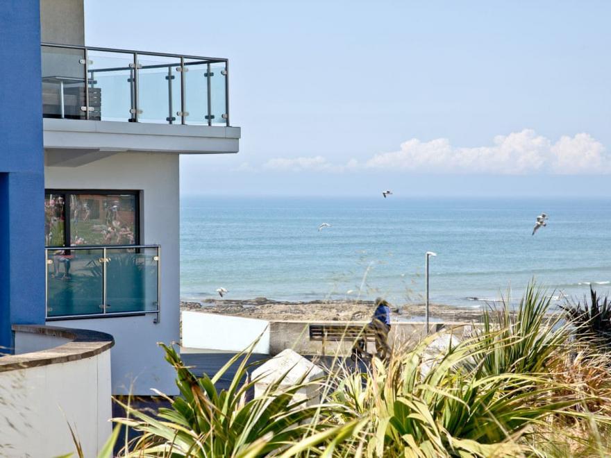 Beach View - 63 Horizon View