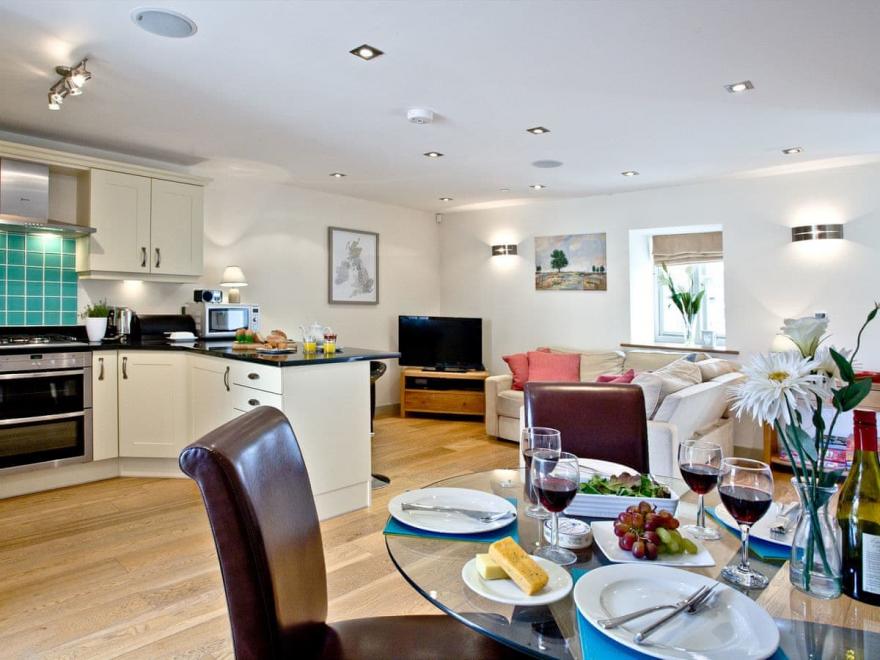 The Parlour - Wellesley Park