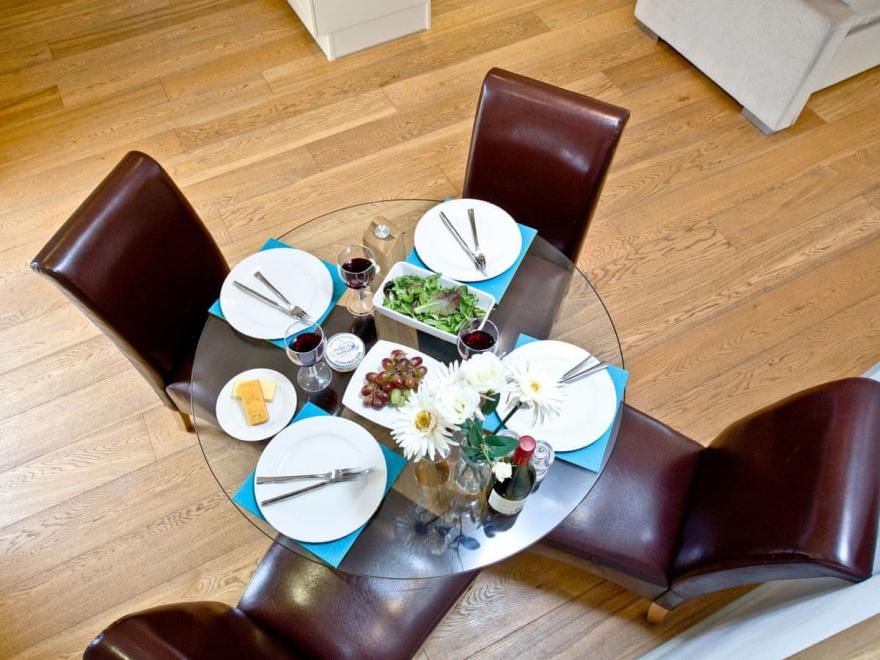 The Parlour - Wellesley Park