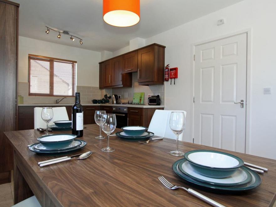 3 Waterwheel Apartment