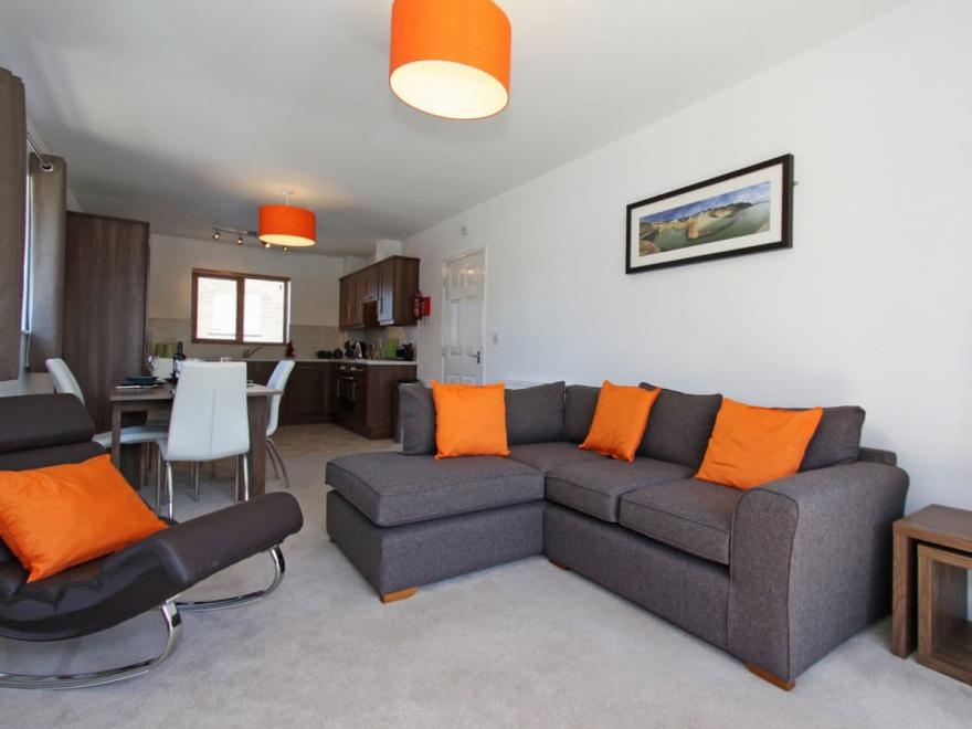 3 Waterwheel Apartment