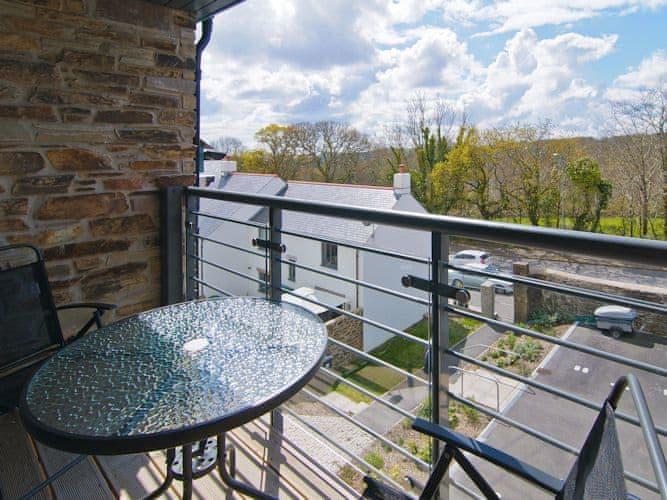 6 Waterwheel Apartments