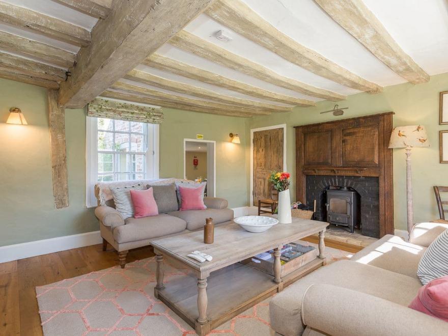 The Farmhouse - UK10163